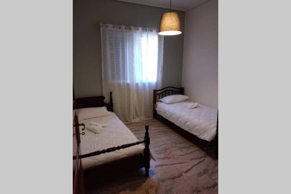 "Amelie" - Kalamata Centre Family Apartment Eksteriør billede